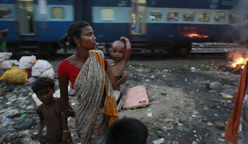 Χιλιάδες παιδιά εξαφανίζονται κάθε χρόνο στα τρένα της Ινδίας