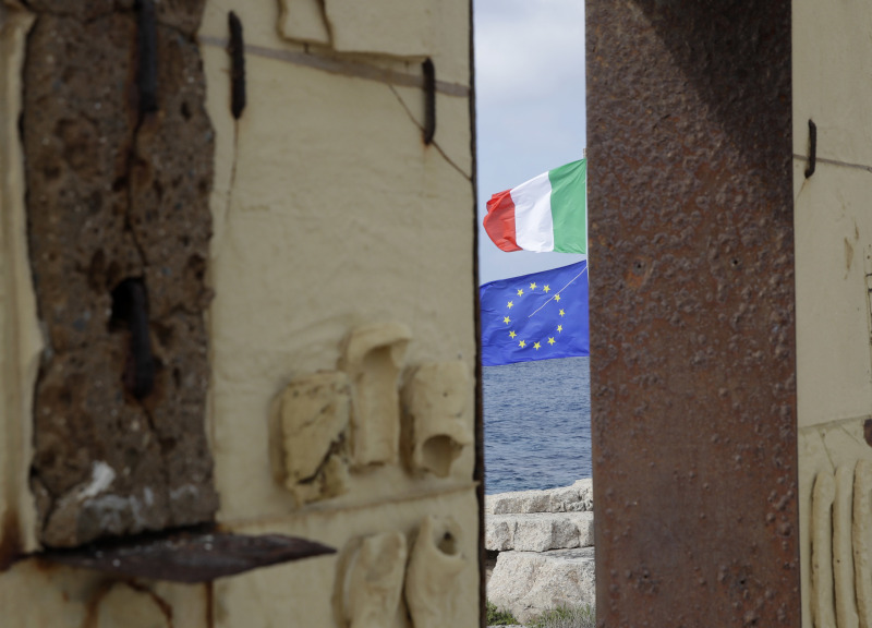Η Ιταλία «φλερτάρει» με το παράλληλο νόμισμα, η Ευρώπη ανησυχεί