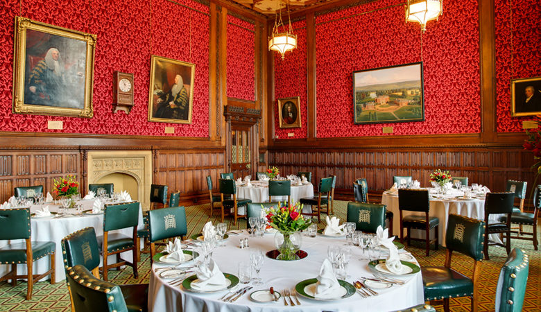 Ρομαντικό δείπνο στο βρετανικό Κοινοβούλιο για τον Άγιο Βαλεντίνο