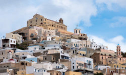 Η Σύρος προβάλλει τη δυναμική της ως πολιτιστικός προορισμός