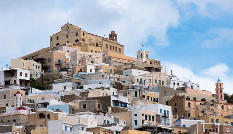 Η Σύρος προβάλλει τη δυναμική της ως πολιτιστικός προορισμός