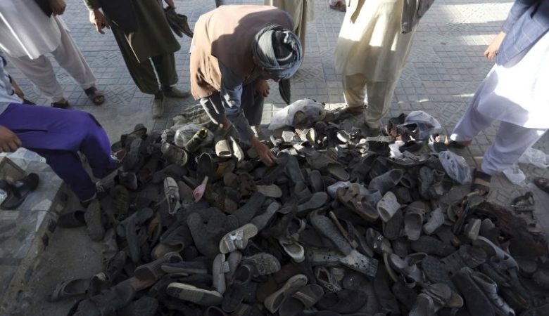 Καμικάζι αιματοκύλισαν το Αφγανιστάν σε δυο επιθέσεις σε τεμένη