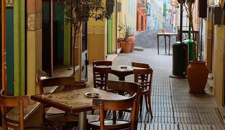 Παραδοσιακά καφενεία της Θεσσαλονίκης που αξίζει να επισκεφθείς