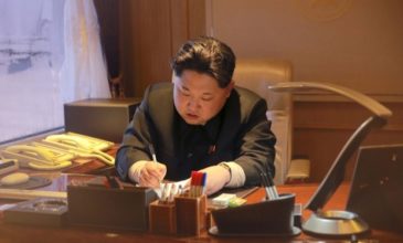 Κιμ Γιονγκ Ουν: Το κουμπί είναι πάνω στο γραφείο μου και μπορώ να το πατήσω