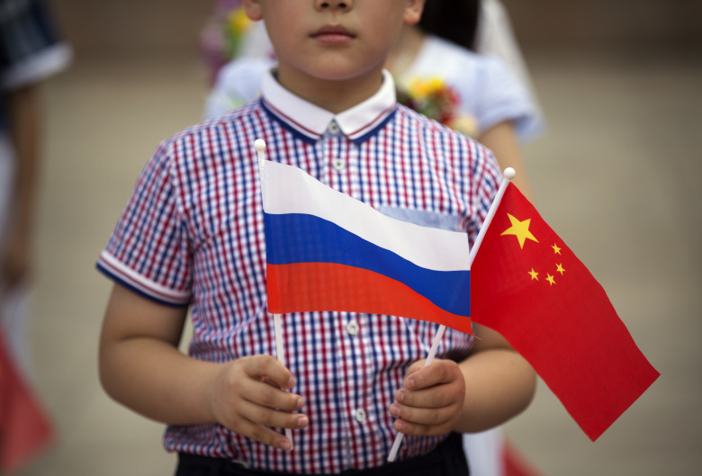 Άνω των 30 εκατ.$ το οικονομικό ύψος των συναλλαγών Κίνας με Ρωσία