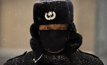 Σφοδρές χιονοπτώσεις παραλύουν την Κίνα – Πάνω από 20 νεκροί