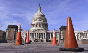 Το Κογκρέσο ενέκρινε τον τερματισμό του 3ήμερου «shutdown»