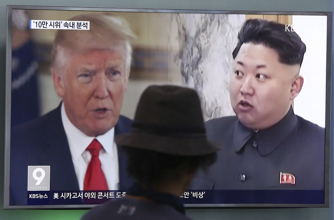 Επίθεση μόνο με έγκριση της Νότιας Κορέας υποσχέθηκε ο Τραμπ