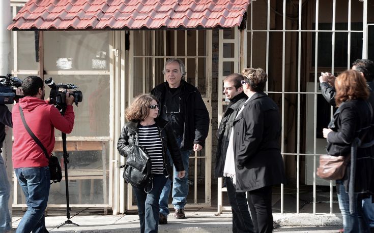 H επιστροφή Κουφοντίνα στη φυλακή σε φωτογραφίες