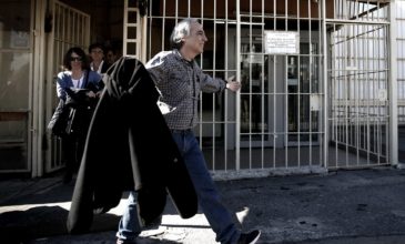 Αναστέλλει την απεργία πείνας ο Δημήτρης Κουφοντίνας