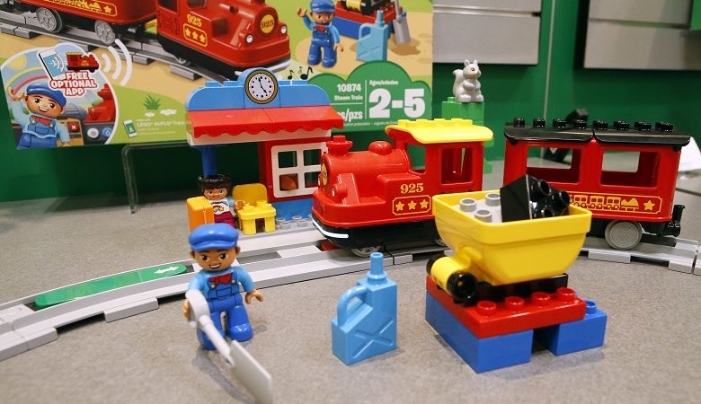Η LEGO ζήτησε να σταματήσει η προώθηση κιτ παιχνιδιών με αστυνόμους