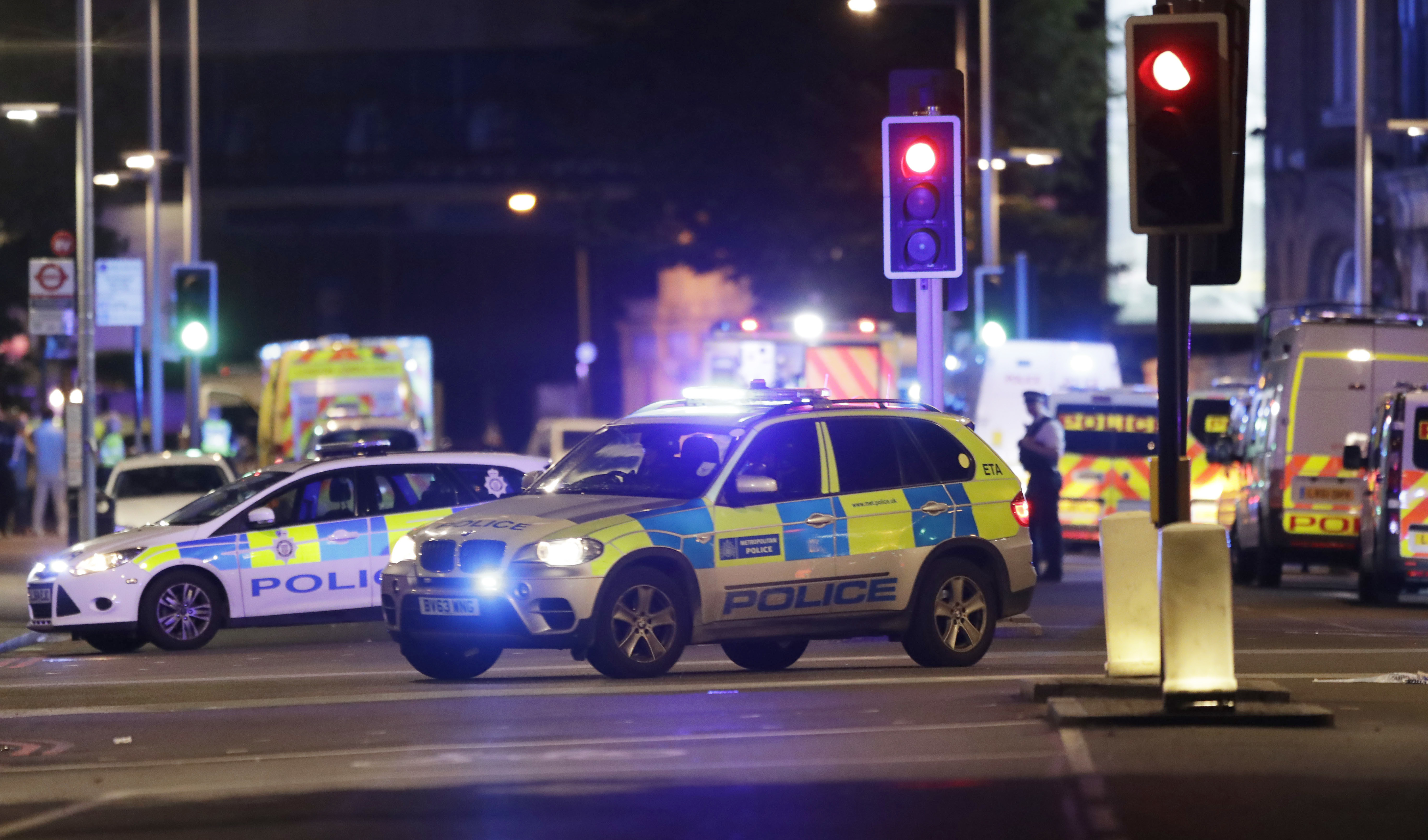 Νύχτα τρόμου στο Λονδίνο: Διπλή επίθεση με έξι νεκρούς