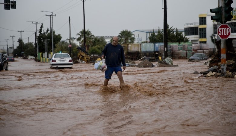 Κινδυνεύουν άλλες 8 περιοχές της Αττικής από τις πλημμύρες και τη λάσπη