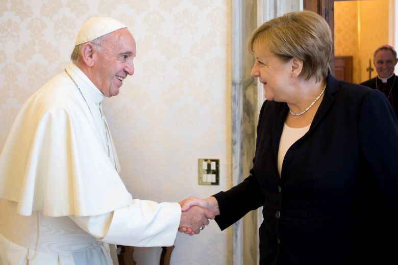 Τα 40 λεπτά της Μέρκελ με τον Πάπα Φραγκίσκο