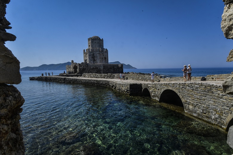 Επισκεφτείτε ένα από τα ωραιότερα κάστρα της Ελλάδας, της Μεθώνης