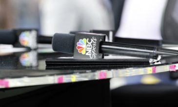 Το NBC απαγόρευσε τις ερωτικές σχέσεις μεταξύ των υπαλλήλων του
