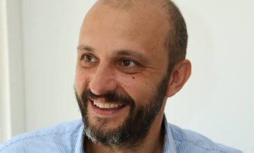 Πέθανε σε ηλικία 47 ετών ο δημοσιογράφος Νίκος Τσίτσας