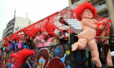 Οι Βραζιλιάνοι έχουν το καρναβάλι του Ρίο και οι Έλληνες την Πάτρα
