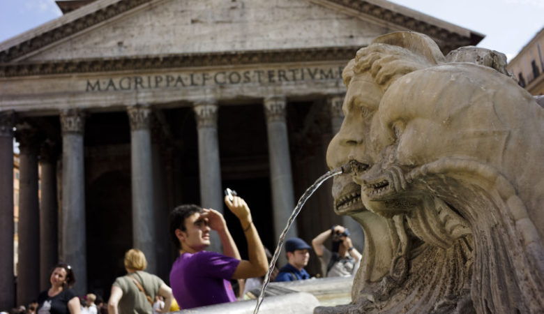 Μέτρα κατά της εξαπάτησης των τουριστών λαμβάνει η Ρώμη