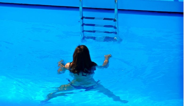 7χρονο κοριτσάκι πνίγηκε σε πισίνα ξενοδοχείου στη Ρόδο