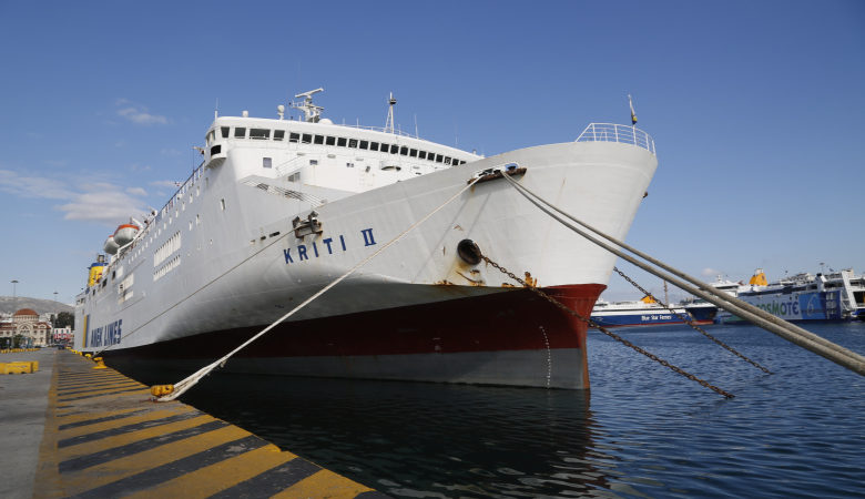 Χωρίς πλοία στις 28 Νοεμβρίου, απεργεί η ΠΝΟ