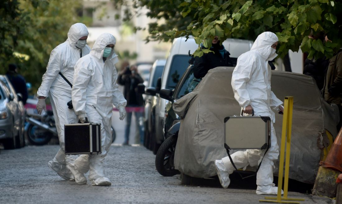 Συναγερμός στην ΕΛ.ΑΣ. για χειροβομβίδα σε πολυκατοικία στο Ψυχικό