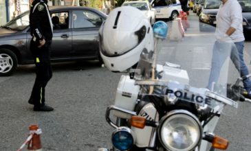 Κουκουλοφόροι επιτέθηκαν σε αστυνομικούς στο Αγρίνιο