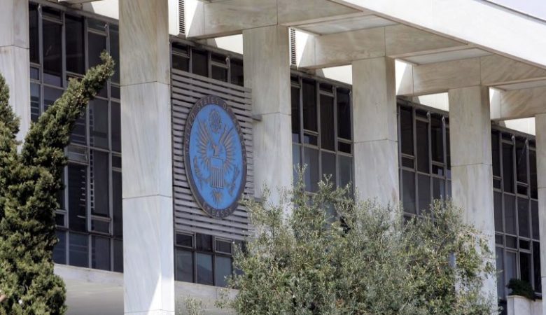 Αυξημένα μέτρα γύρω από την αμερικανική πρεσβεία στην Αθήνα