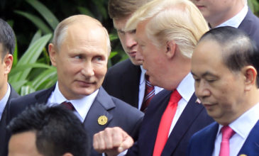 Ο Πούτιν καλεί τον Τραμπ σε «πραγματιστική συνεργασία»