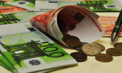 Στη νέα λοταρία αποδείξεων μπορείτε να κερδίσετε θεωρητικά ως και 10.000 ευρώ!