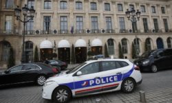 Σοκ στη Γαλλία: Αστυνομικοί χτύπησαν 30χρονο τουλάχιστον 10 φορές με τέιζερ και τον σκότωσαν