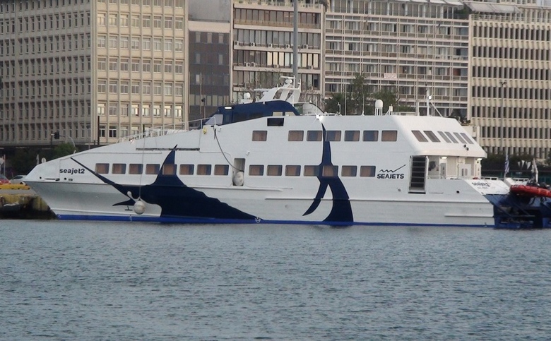 Sea Jet προσέκρουσε στο λιμάνι της Σίφνου – Η ανακοίνωση της εταιρίας