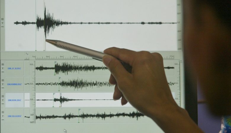 Σεισμός 6,4 Ρίχτερ συγκλόνισε την Τζακάρτα της Ινδονησίας