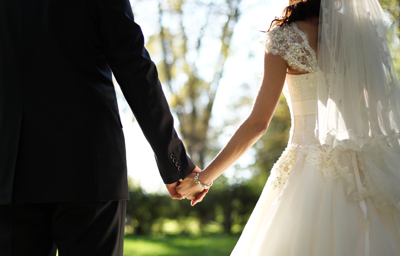 Καλοστημένη βιομηχανία τέλεσης εικονικών γάμων στην Ελλάδα