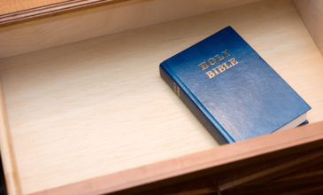 Οι αρχές της Οκλαχόμα ζήτησαν από όλα τα δημόσια σχολεία να διδάσκουν τη Βίβλο