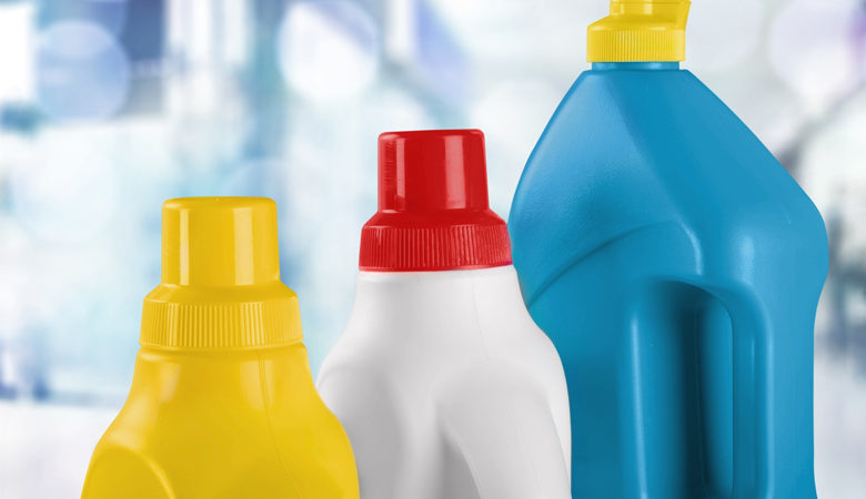 ΗΠΑ: Πλένουν τα τρόφιμα με χλωρίνη ή εισπνέουν καθαριστικά για να μην μολυνθούν με κοροναϊό