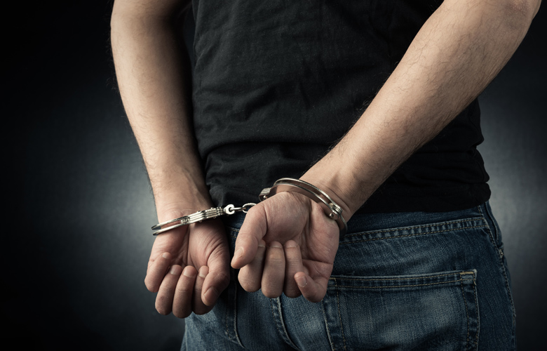 Μπαράζ συλλήψεων και κατασχέσεων για παράνομο τζόγο σε Αθήνα και Θεσσαλονίκη
