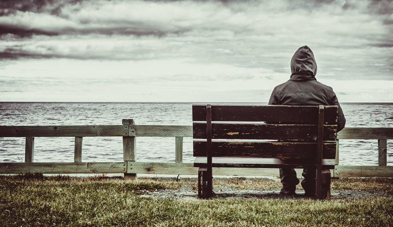 Πόσοι άνθρωποι υποφέρουν από μοναξιά σε όλο τον κόσμο