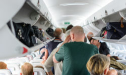 Μεθυσμένος τουρίστας έκανε άνω-κάτω πτήση που προσγειώθηκε στο Ηράκλειο
