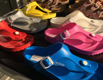 Η BIRKENSTOCK διακόπτει σχέσεις με την Amazon Ευρώπης λόγω… μαϊμούδων