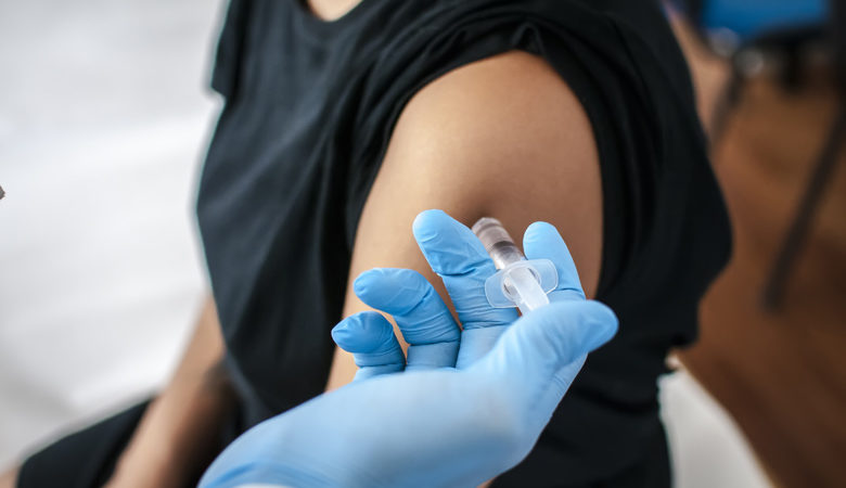 Κορονοϊός: «Το κινεζικό εμβόλιο θα είναι διαθέσιμο ήδη από τον Δεκέμβριο»