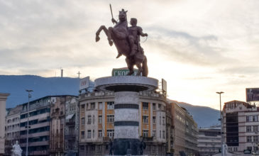 Τι θα γίνει με το άγαλμα του Μεγάλου Αλεξάνδρου στα Σκόπια