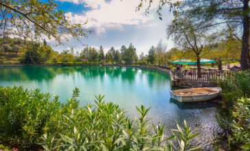 Η όμορφη τεχνητή λίμνη του Ζαρού
