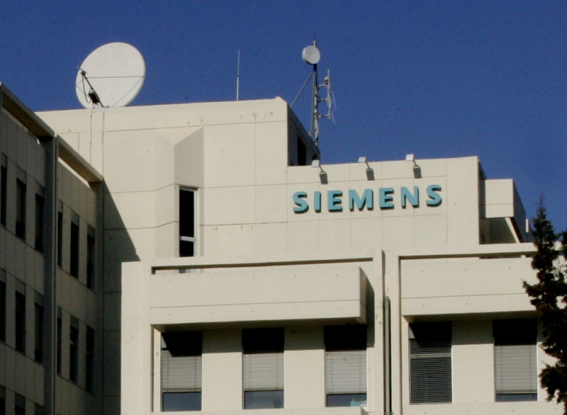 Ένοχος ο Τάσος Μαντέλης για τη μίζα από τη Siemens