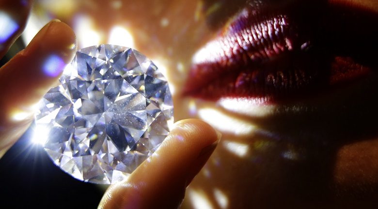 Έκλεψαν διαμάντι αξίας 1,6 εκατομμυρίων ευρώ