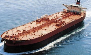 Η πλοιοκτήτρια εταιρεία διαψεύδει την βύθιση του τάνκερ της στο Ομάν