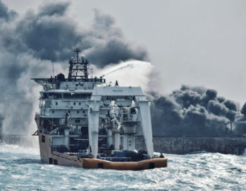 Ιρανικά ΜΜΕ: Εκρήξεις σε τάνκερ στον Κόλπο του Ομάν