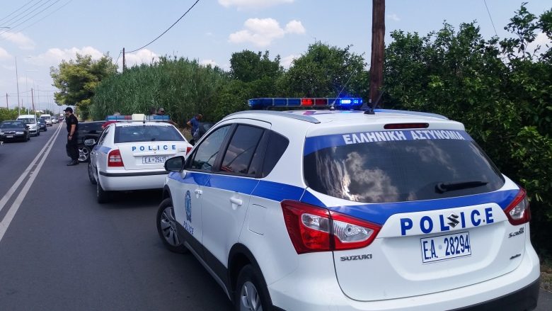 Σύγκρουση τριών οχημάτων στην περιφερειακή Θεσσαλονίκης