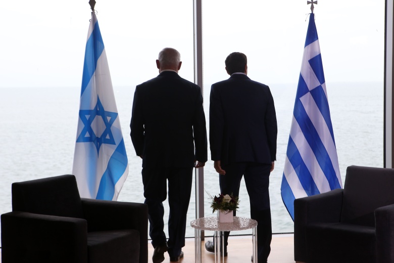Γιατί αναβλήθηκε η τριμερής Ελλάδας – Κύπρου – Ισραήλ