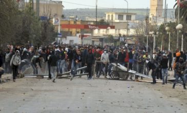 Επέμβαση της αστυνομίας στην Τύνιδα